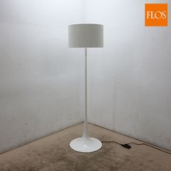 フロス Cassina カッシーナ ARCO アルコ フロアスタンド - メルカリ