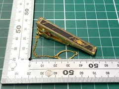 和柄 ネクタイピン 薔薇 バラ 象嵌風 飾り彫り タイバー チェーン付 ヴィンテージ レトロ アンティーク メンズ スーツ 紳士 小物