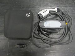 TOYOTA 電気自動車用充電ケーブル G9060-47180 - メルカリ