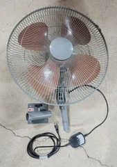 【動作確認済】ナカトミ 45cm壁掛け扇 工場扇 扇風機 壁掛け金具+ネジ揃い HZW-45のサムネイル