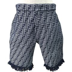 FENDI FFロゴ スイムショーツ 水着 収納袋、ポーチ付き - メルカリ