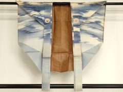 平和屋着物○男性 色紋付 檜垣地紋 灰黄緑色 正絹 逸品 未使用