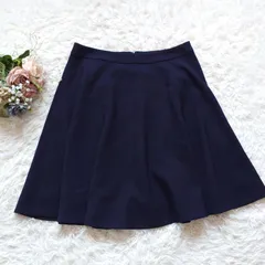 【美品】TO BE CHIC トゥービーシック フレアスカート 大きいサイズ 46 ネイビー 三陽商会のサムネイル