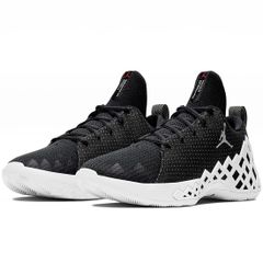 青*様 【新品】Nikeジョーダン ジャンプマン ダイヤモンド 白LOW PF