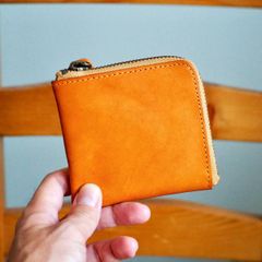 ラシット モノグラムプレート 3つ折り財布 グレー レザー ほぼ未使用