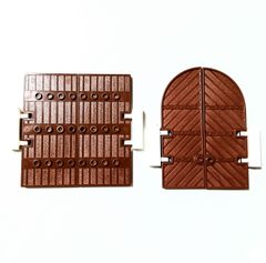 Authentic, pre-owned LEGO door set (LEGO bricks) [Item number: 3945]