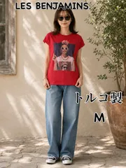 LES BENJAMINS グラフィックTシャツ 赤 フォトプリント 半袖 レディース Mのサムネイル