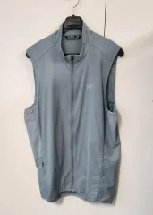 ARC'TERYX アークテリクス 軽量ウィンドブレーカー ベスト Mのサムネイル