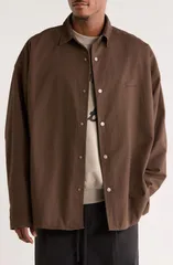 フィアオブゴッド メンズ アウター ジャケット・ブルゾン シャツ コットン Fear of God Essentials Cotton Canvas Overshirt Brown ブラウンのサムネイル