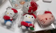 (新品) サンリオ HELLO KITTY(ハローキティ) ぬいぐるみ キーホルダー まとめ