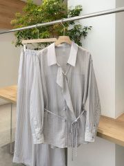 SACUCA Checke gather short-sleeve shirt - メルカリ