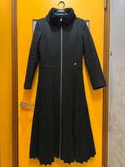 Y【Y10-06】☆ RINASCIMENTO　Sサイズ　ダブルジップロングコート　黒色のサムネイル