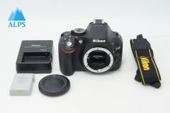 持ち運びにも便利♪Nikon D5200 ボディ♪ - メルカリ