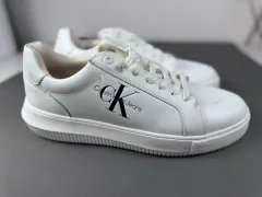 Calvin Klein Jeans 白 スニーカー 280のサムネイル