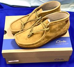 Clarks ワラビー サンドベージュ スエード UK8 英国製 - メルカリ