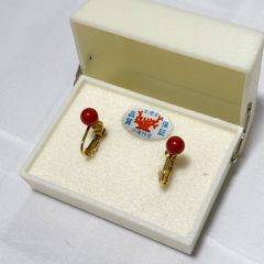 沖縄産 未使用品 k18 赤珊瑚 本珊瑚 ピアス - メルカリ