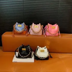 (新品) ミニ巾着バッグ チェーンショルダーバッグ