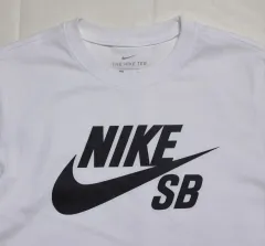 ナイキ SB ブラック ロゴ プリンティング 半袖 Tシャツ 白 90(S)