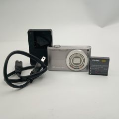 FUJIFILM FinePix F700 動作確認済 - メルカリ