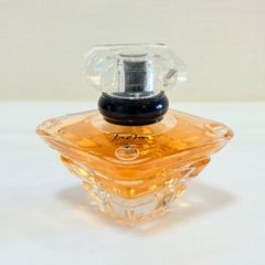 ほぼ満量ランコム トレゾァ オードパルファム 100ml - メルカリ