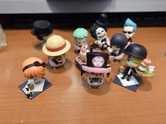ONE PIECE 不思議の国のティーパーティー in 麦わらの一味 2種 - メルカリ