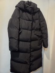 UNIQLO +J ウルトラライトダウンロングコート 黒 サイズL*KD474 - メルカリ