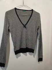 BENETTON ベネトン ストライプ Vネック 長袖Tシャツのサムネイル