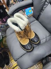 Clarks レディース レースアップ ファーブーツ 24cm - メルカリ