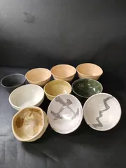 F22-07/現代アート作家/美術家/古川歩 造/AYUMI/ 茶碗.・抹茶碗・丼碗(合計 10客)/茶碗/抹茶碗/丼碗/銘々皿/小鉢/小皿/向付/懐石料理/懐石道具/和雑貨/和食器/洋食器/造形/近代/オブジェ/のサムネイル