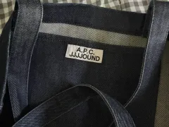 JJJJound x A.P.C. トートバッグのサムネイル