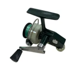 Abu Garcia アブガルシア スピニングリール  キズ有  替えスプール付き カーディナル33のサムネイル