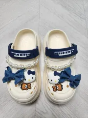 (新品/送料無料) Crocs st スリッパのサムネイル