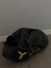 ユニ 投手用グローブのサムネイル