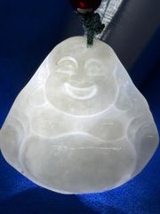天然翡翠A貨 糯種布袋弥勒ペンダント 飄翠入り 5549-1/10 - メルカリ
