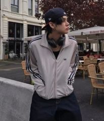 TXTヨンジュン着用 adidas ベッケンバウアー トラックジャケット