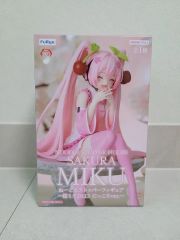 未開封 FAVORITE さくら、もゆ。 クロ 缶バッジ - メルカリ