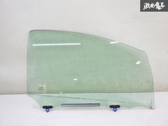 プリウス 50 右フロントドアガラス ZVW51 - メルカリ