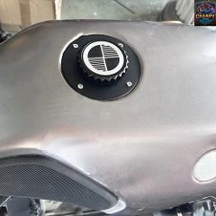 専用出品 KLX250 純正ガソリンタンク キャブ車 Dトラッカー 燃料タンク
