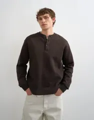 トップマン メンズ アウター パーカー・スウェット リラックスフィット シャツ Topman relaxed fit henley sweatshirt BROWN ブラウンのサムネイル