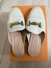 TOD'S フリンジ ミュール サンダル ホワイト - メルカリ