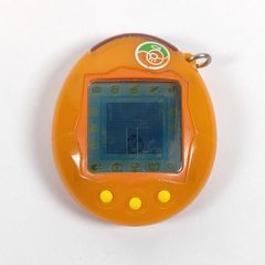BANDAIバンダイ2004年発売のたまごっちプラス みかん オレンジ - メルカリ