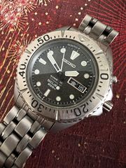 希少価値 初期1986年製 精工舎 稼働ビンテージダイバー 200m - メルカリ