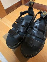 Dr. Martens ブラウンサンダル未使用品31562375 - メルカリ