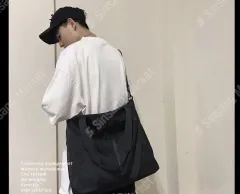 ナイロン BIG 商品 (新品) FOLLOW TO SEOUL 特価のサムネイル