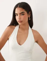 エイソス レディース トップス シャツ ホルター ASOS DESIGN polyamide slinky halterneck top White ホワイトのサムネイル