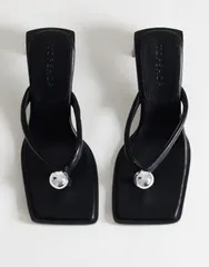 トップショップ レディース シューズ サンダル ヒール Topshop Nadeemidheight heeled flip flops withardware Black ブラックのサムネイル