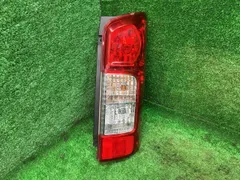 NV350キャラバン VW6E26 右テールランプ・テールライト ロング低床DX  3人 イチコヴァレオ T008 26550-3XA0B K23のサムネイル