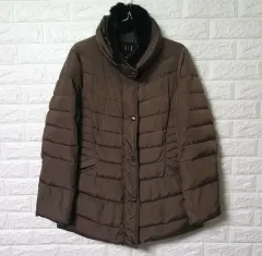 DAKS ダウンジャケット 出品のサムネイル