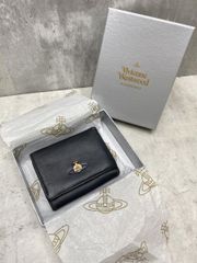Vivienne Westwood 三つ折り財布 ブラック - メルカリ
