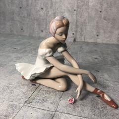 LLADRO リヤドロ No4828 スペイン磁器人形 フィギュリン シンデレラ